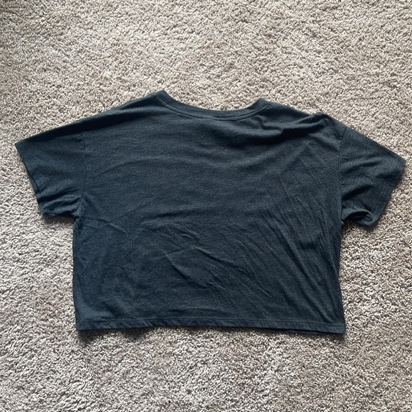 Victoria Sport Crop Top - Picture 2 of 3